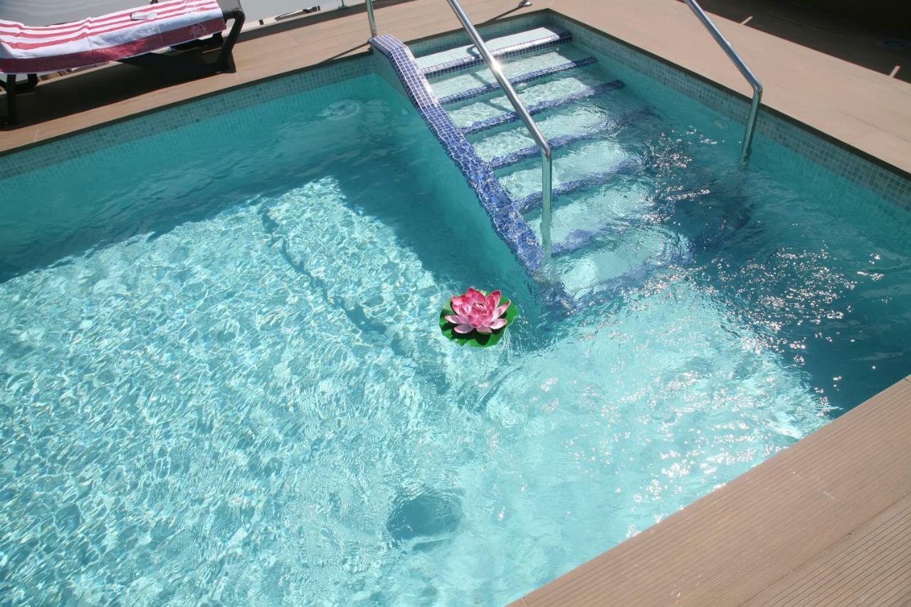 Balcon De - Adults Only